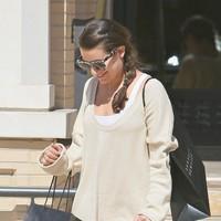 Lea Michele has her hands full as she leaves Barneys | Picture 97523